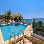 Aria Villa Celina