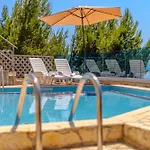 Villa Aria