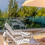 Villa Aria