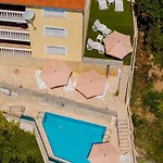 Aria Villa *