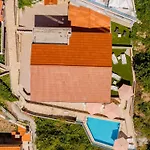 Aria Villa
