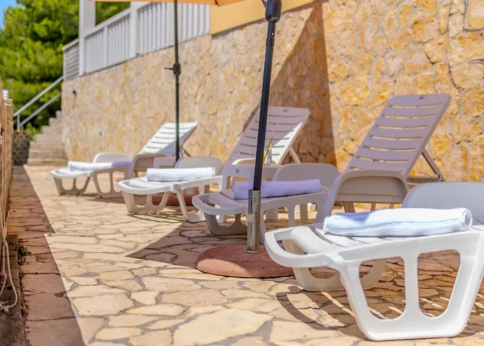 Aria Villa *