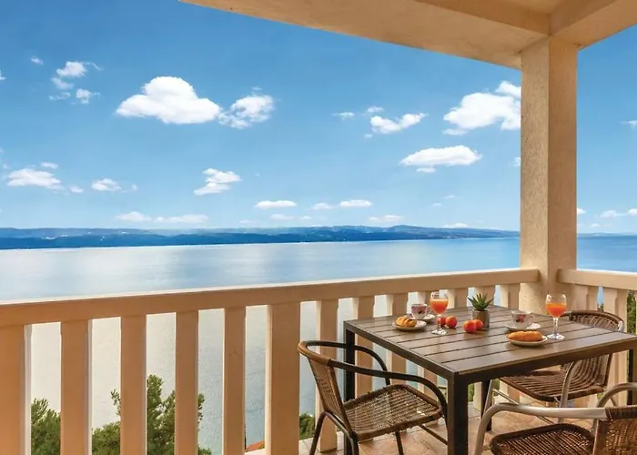 Aria Villa *
