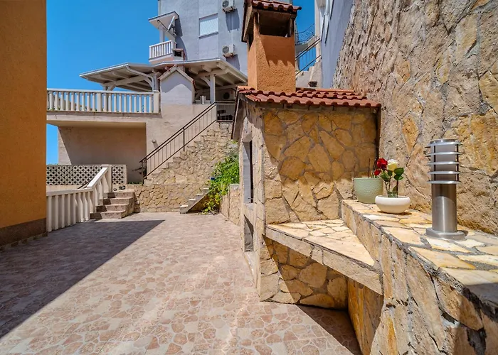 Aria Villa